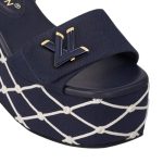 Shake Wedge Sandal - Image 3